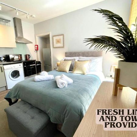 Cute And Cosy Studio In A Fantastic Location! Bishops Stortford Lejlighed Bishop's Stortford Eksteriør billede