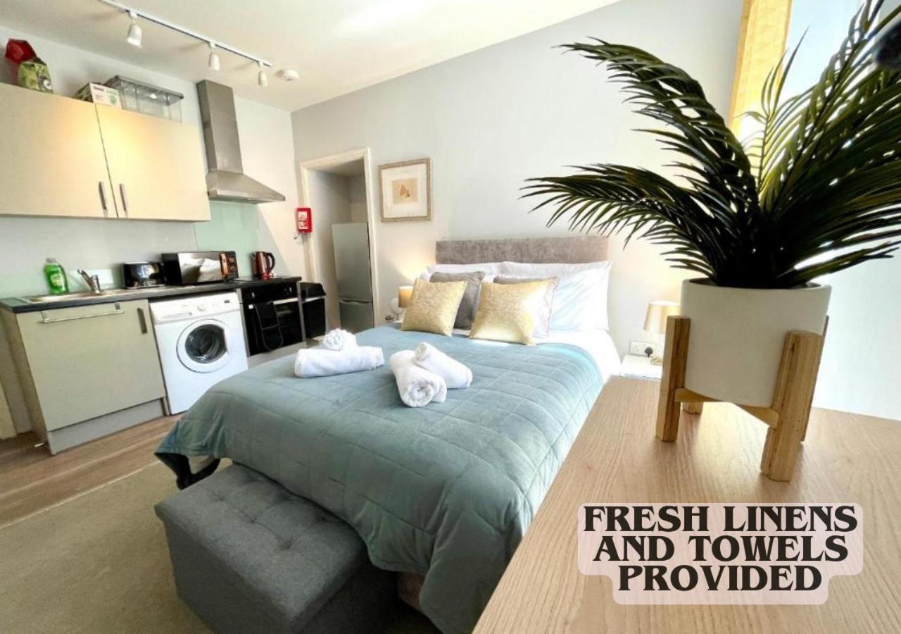 Cute And Cosy Studio In A Fantastic Location! Bishops Stortford Lejlighed Bishop's Stortford Eksteriør billede